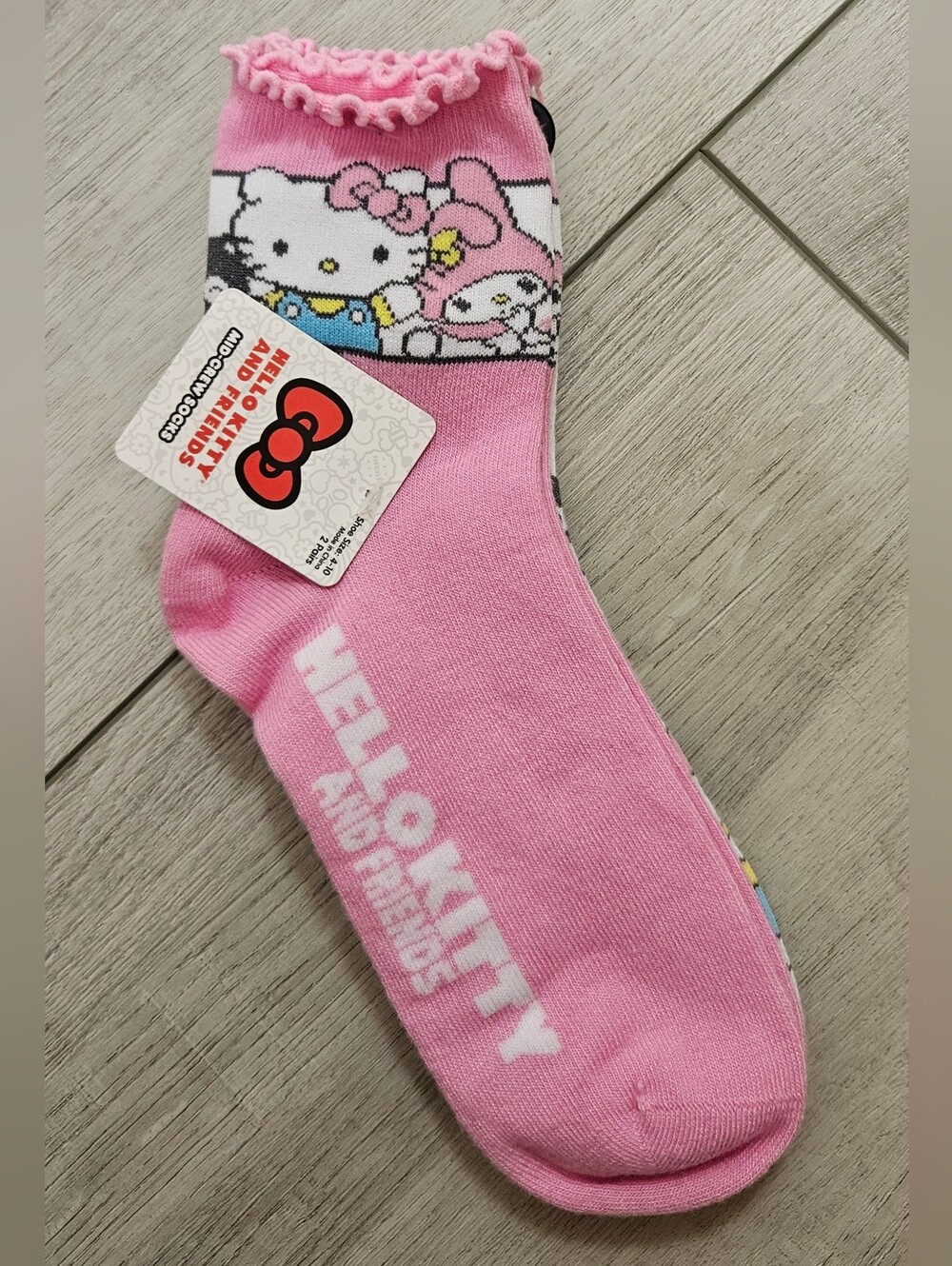 Brand New Hello Kitty And Friends 2 Pack Mid-Crews Socks (Pink)Brand New Hello